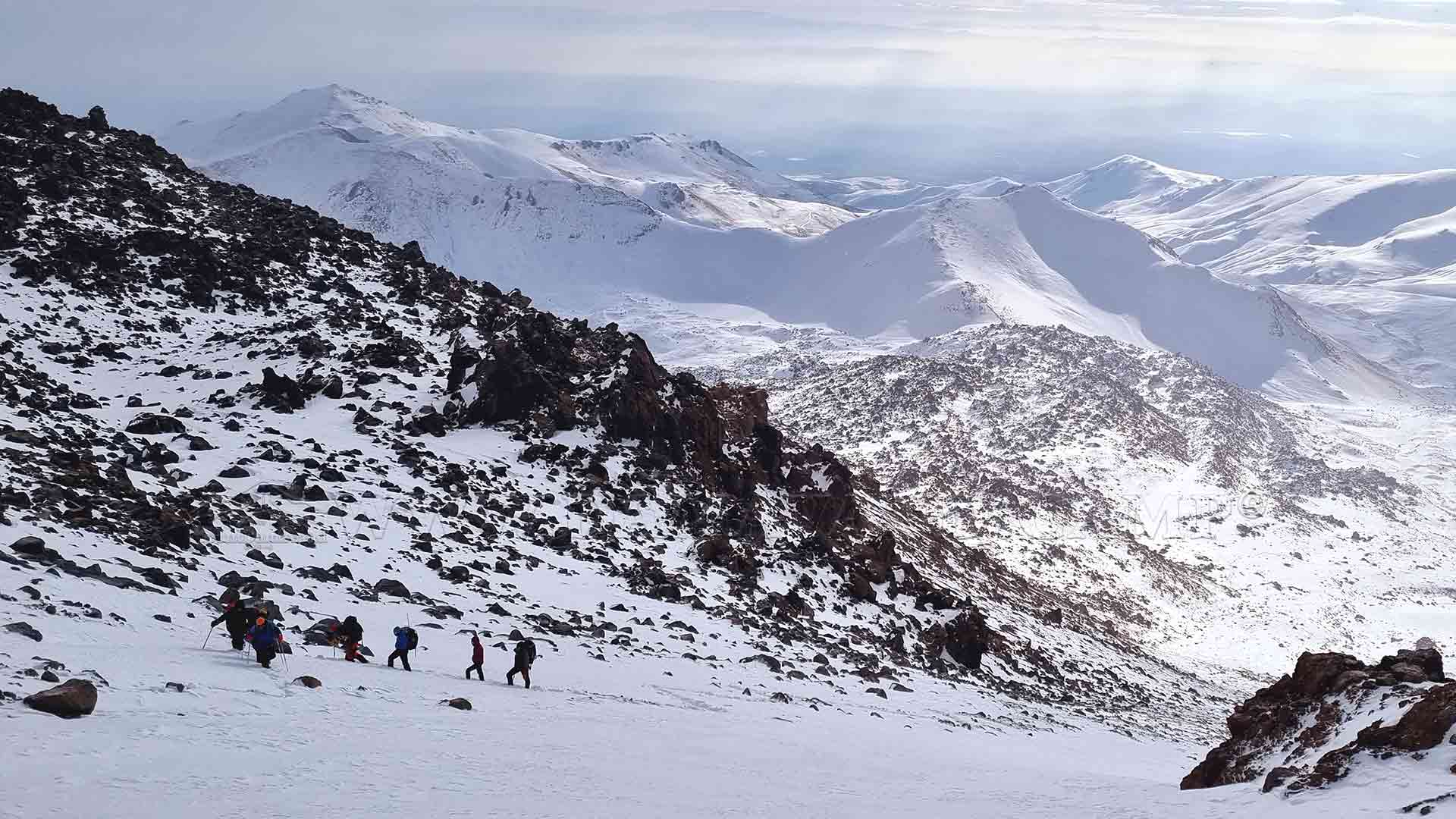 Climbing Mount Damavand in deep snow